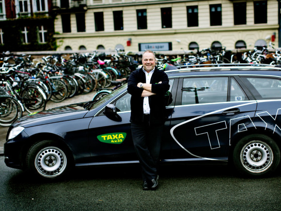 How to reach Copenhagen Airport Copenhagen taxi transport links