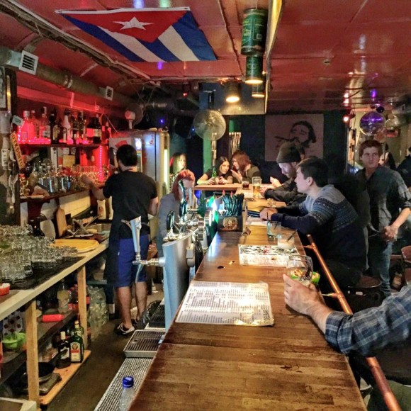 Natteliv San Petersborg Fidel Bar