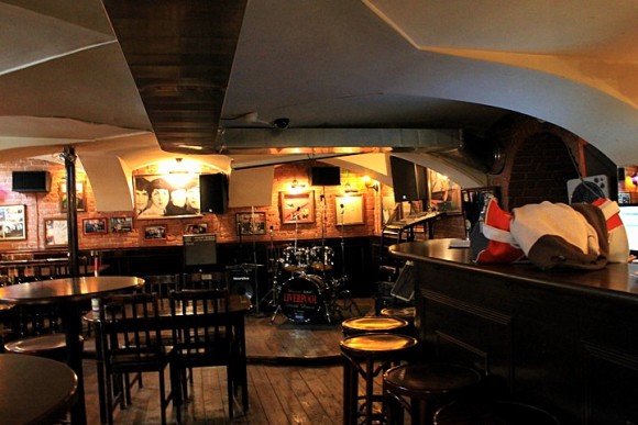 Natteliv San Petersborg Liverpool Bar