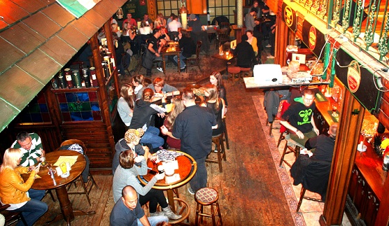 natteliv Berlin Oscar Wilde irsk Pub