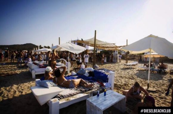 Nachtleben auf Ibiza ohne Namen