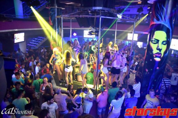 Nightlife Cyprus Ayia Napa Starsky's Club