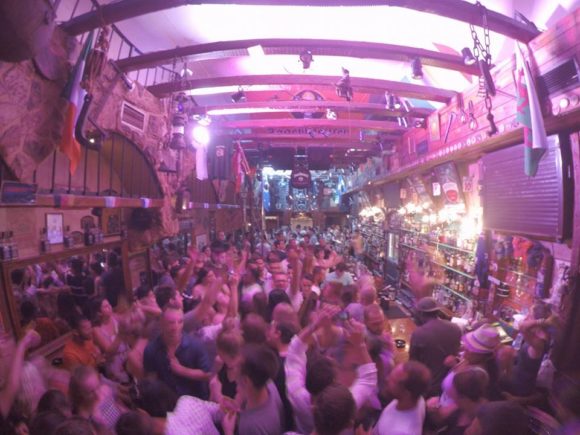 Nightlife Murphy's Bar Santorini Thira