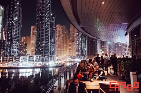 Nachtleben Dubai Fracht