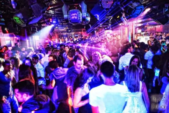 Vita notturna Dubai Zinc Nightclub