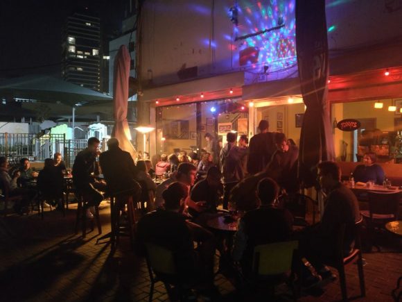 Nattliv Tel Aviv Tsuzamen Bar