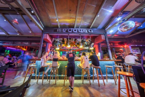 Η νυχτερινή ζωή της Ζακύνθου Μέδουσα Shisha Bar Λαγανά