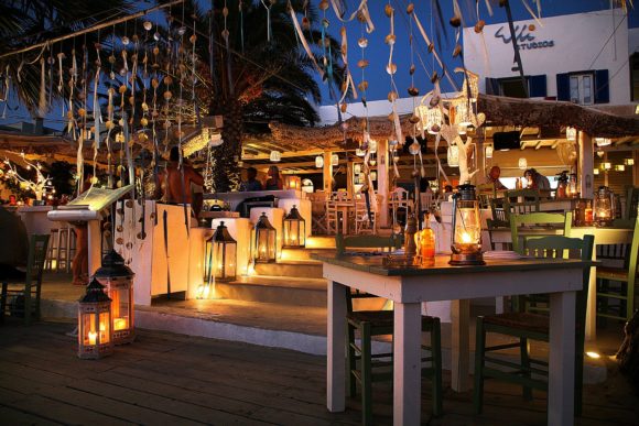 Nightlife Naxos Banana Beach Bar