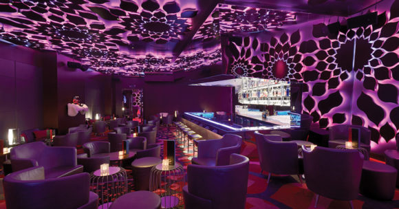 Vita notturna Baku Razzmatazz Cocktail Bar & Lounge