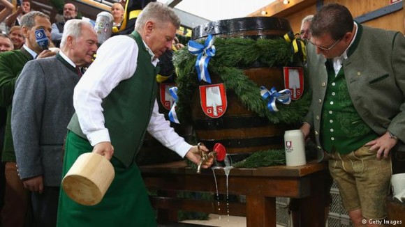 15 curiosità sull Oktoberfest che probabilmente non conosci O’ zapft is