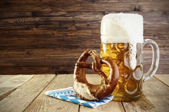15 curiosidades sobre el Oktoberfest que probablemente no conoces jarra de cerveza