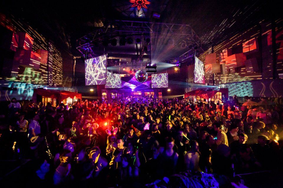 Best Clubs in Hamburg – Top 5 | Nightlife & Clubbing in Germany – Best Spots