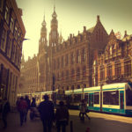 jak dojechać do Amsterdamu połączenia do Amsterdamu lotnisko Schiphol transport autobus pociąg metro tramwaj taksówka rower