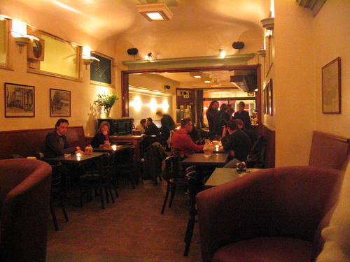 nattliv Bryssel Café Roskam