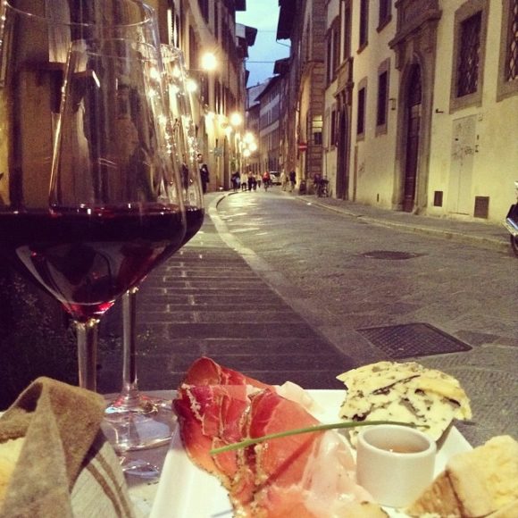 vida nocturna Florencia bares de vinos