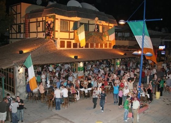 Natteliv Cypern Ayia Napa Paddy&#39;s Bar