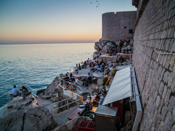 Natteliv Dubrovnik Beach Bar Buza