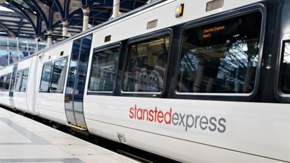 London Stansted Lufthavns centrumforbindelser med Stansted Express-tog