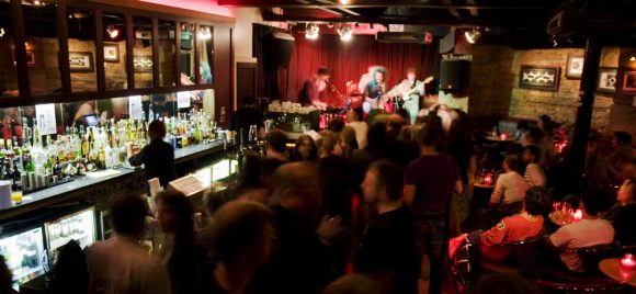 Nightlife Edinburgh The Wee Red Bar
