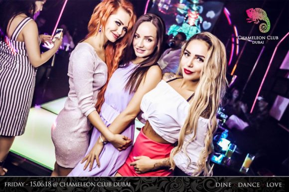 Nachtleven Dubai Chameleon Club-meisjes