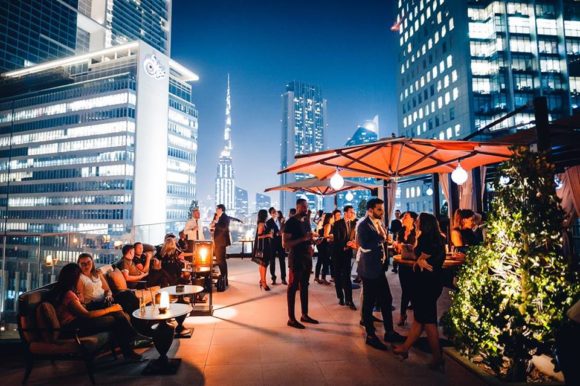 Vida nocturna Dubái Luna Sky Bar