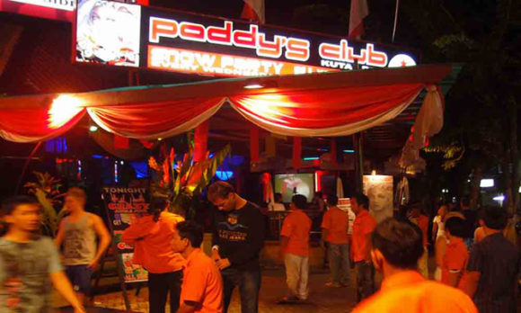 Vida nocturna Bali Paddy&#39;s Pub Legian