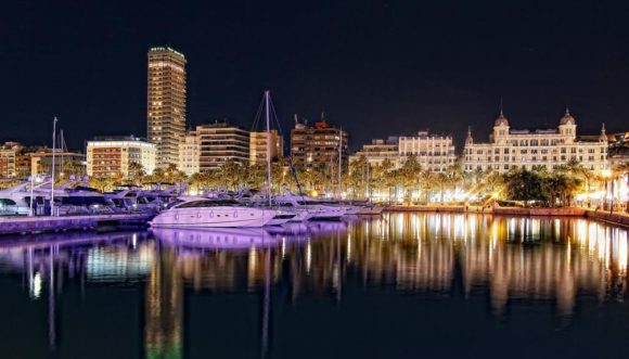 Alicante El Puerto nightlife