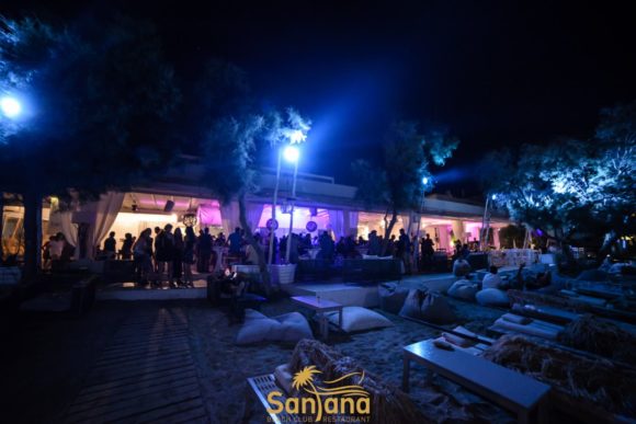 Natteliv Naxos Santana Beach Club Restaurant