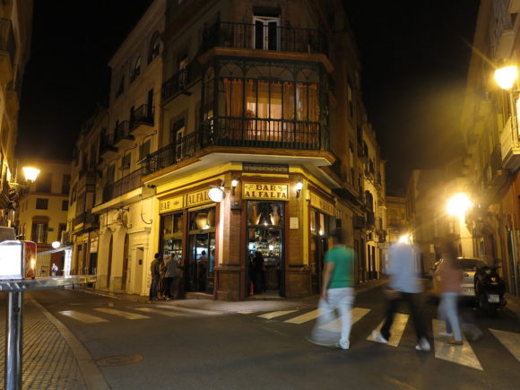 Vida nocturna Sevilla Alfalfa