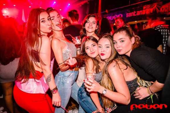 Vida noturna Bilbao Fever Club meninas