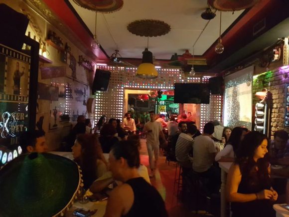 Vita notturna Istanbul Montreal Shot Bar