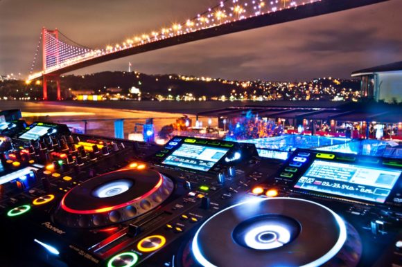 Istanbul nightlife discos