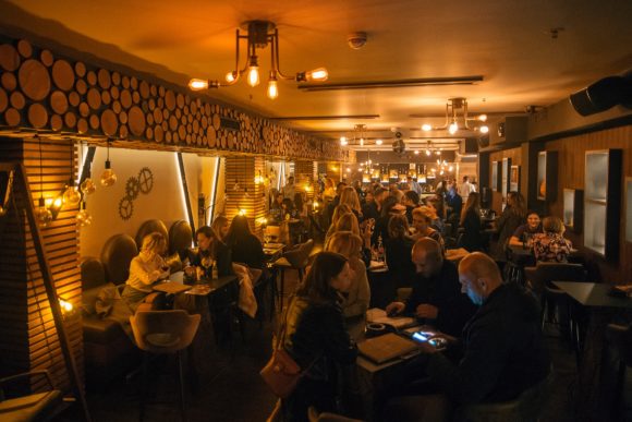 Vida nocturna Zagreb Bar de aperitivos