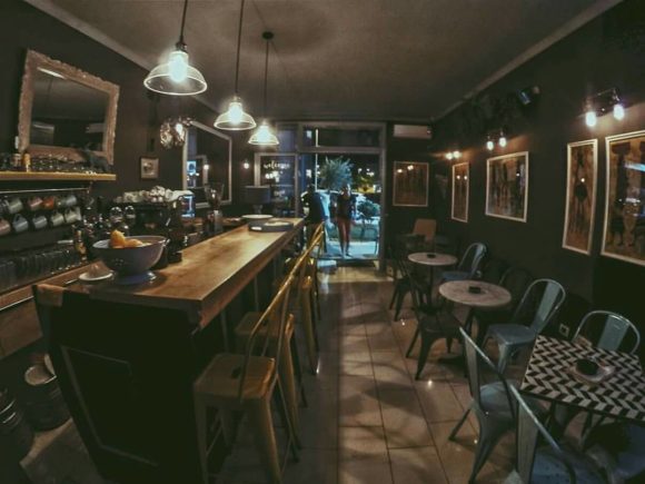 Vida nocturna Podgorica Koala Caffe Bar