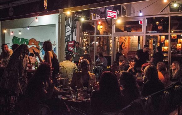 Vida nocturna Bar de la calle Podgorica