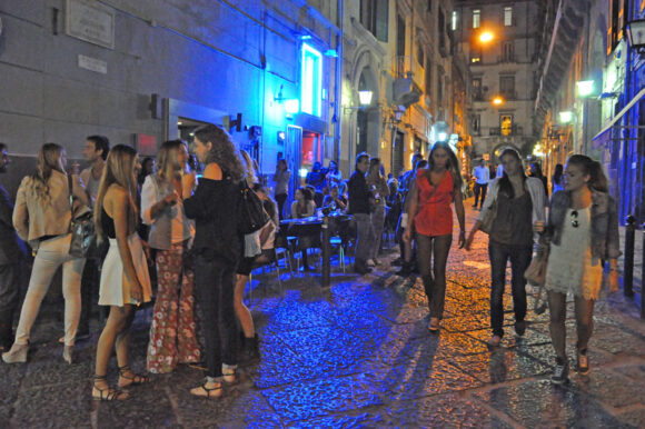 Nightlife Naples by night