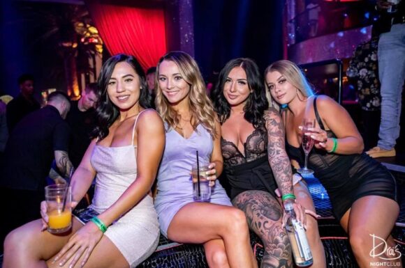 Natteliv Las Vegas Drais Beachclub og Girls Nightclub