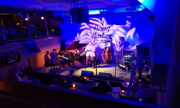 Noćni život New Orleans Snug Harbor Jazz Bistro