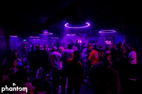 Éjszakai élet San Diego Phantom Lounge és éjszakai klub