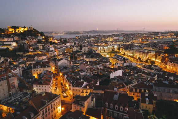 Lizbona to wspaniałe miejsce na dzień i noc