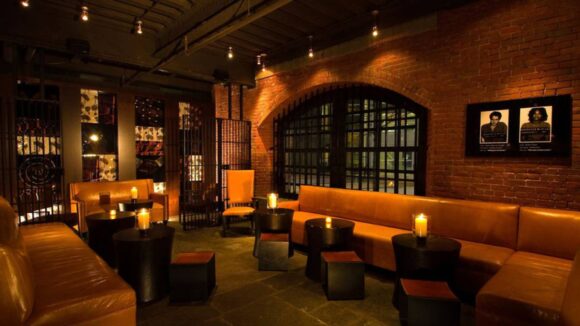 Nachtleben Boston Alibi Bar und Lounge