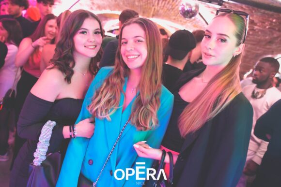 Vita notturna Nizza Opera Club