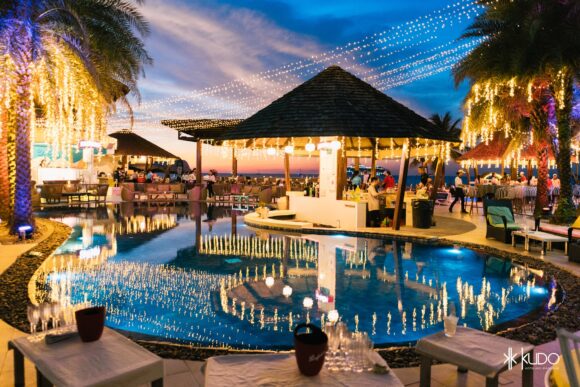 Vida nocturna Club de playa Kudo de Phuket