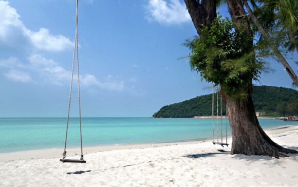 Most beautiful beaches of Koh Samui Lipa Noi Beach
