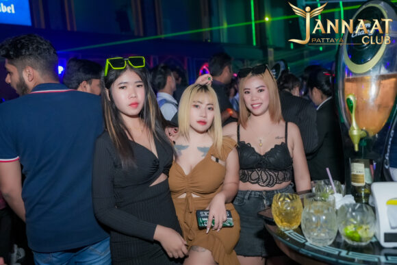 Éjszakai élet Pattaya Jannaat Club Party