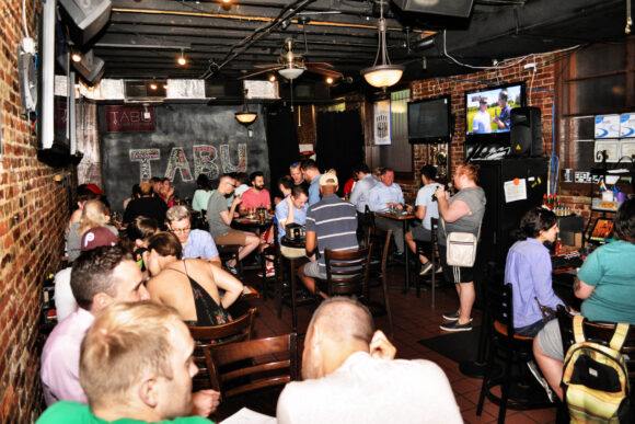 Natteliv Philadelphia Tabu Lounge &amp; Sports Bar