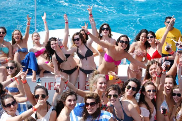 Natteliv Cancun Boat Party