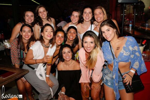Éjszakai élet Rio de Janeiro Leviano bár